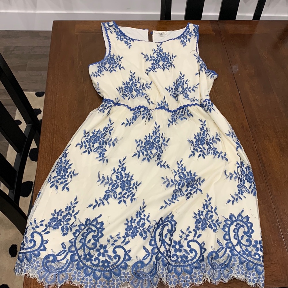 Blue and ivory lace dress xl